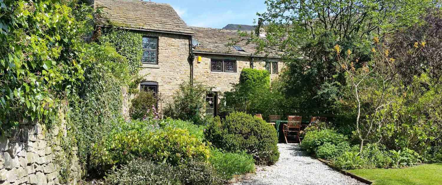 Holiday Cottages Edale Valley Derbyshire Peak District